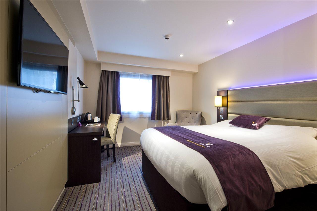 Premier Inn London Chiswick Londres Exterior foto