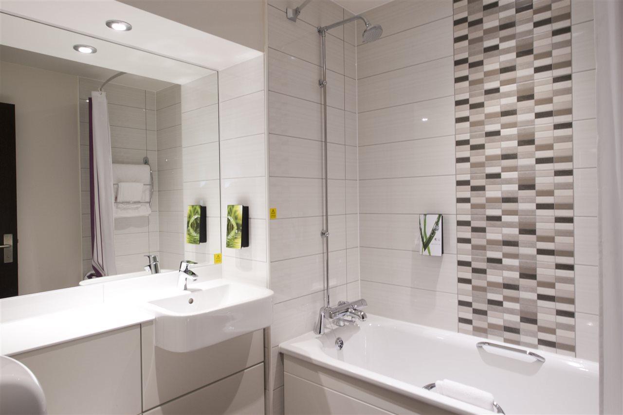 Premier Inn London Chiswick Londres Exterior foto